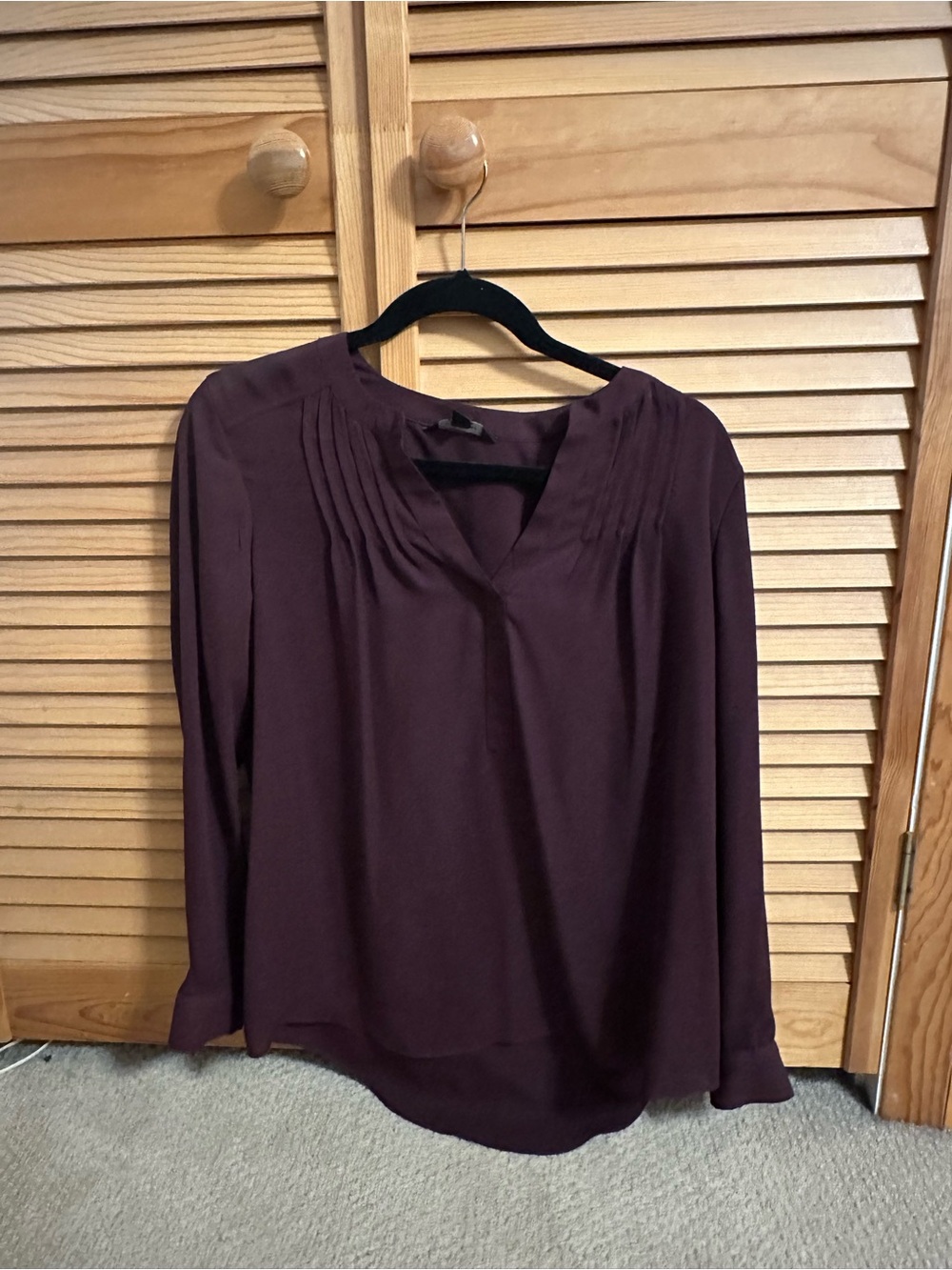 Simply Vera Vera Wang Plum Pintuck V-Neck Blouse